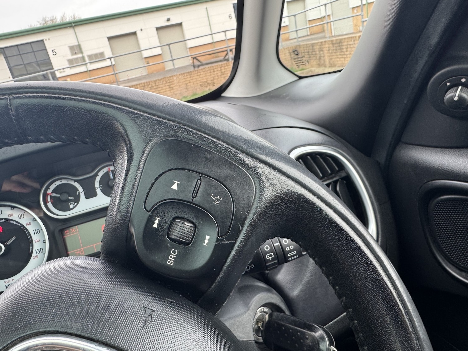 Used Fiat 500L 2013 for sale - 78168932: Photo 43