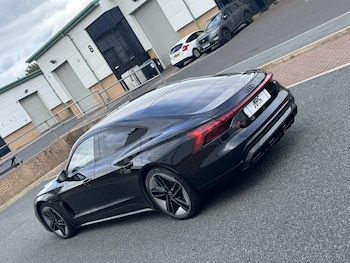 Used Audi RS e-tron GT 2023 for sale - 79365520: Photo