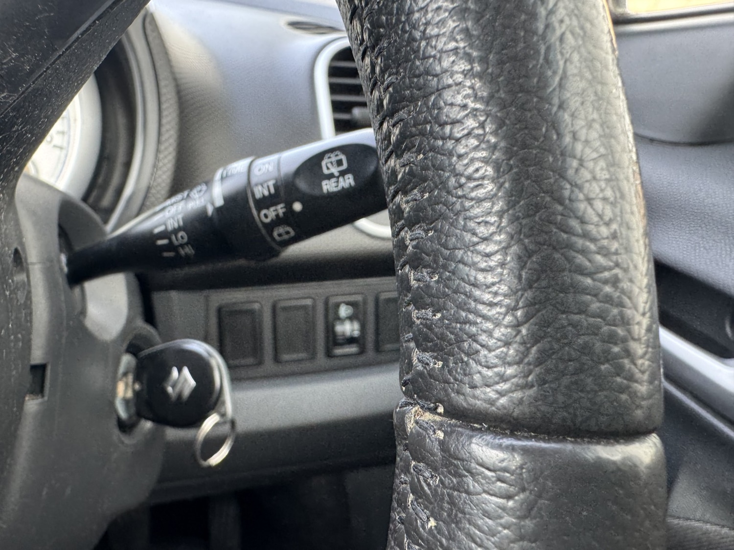 Used Suzuki Splash 2012 for sale - 77643661: Photo 33