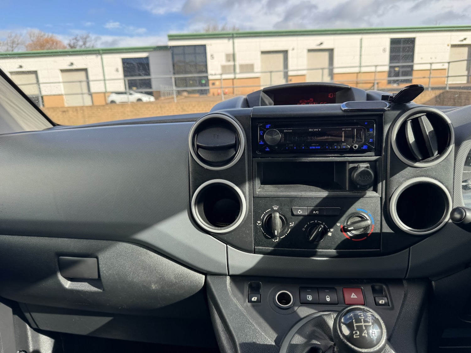 Used Peugeot Partner 2014 for sale - 77881109: Photo 12