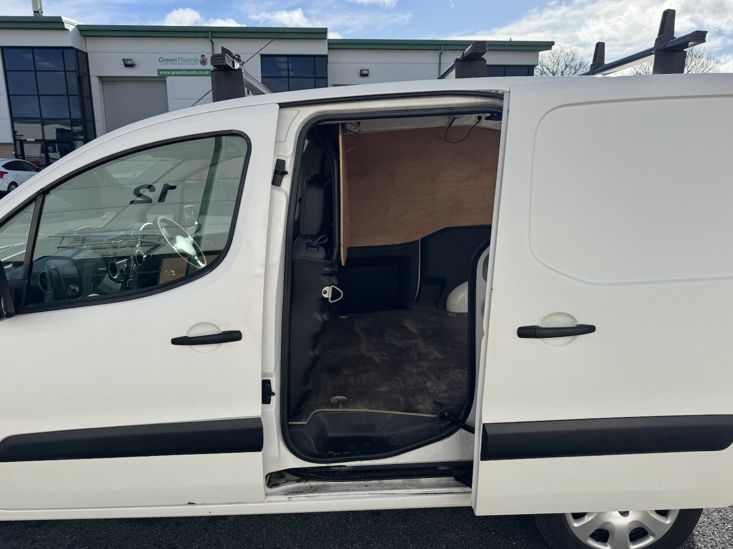 Used Peugeot Partner 2014 for sale - 77881109: Photo 20