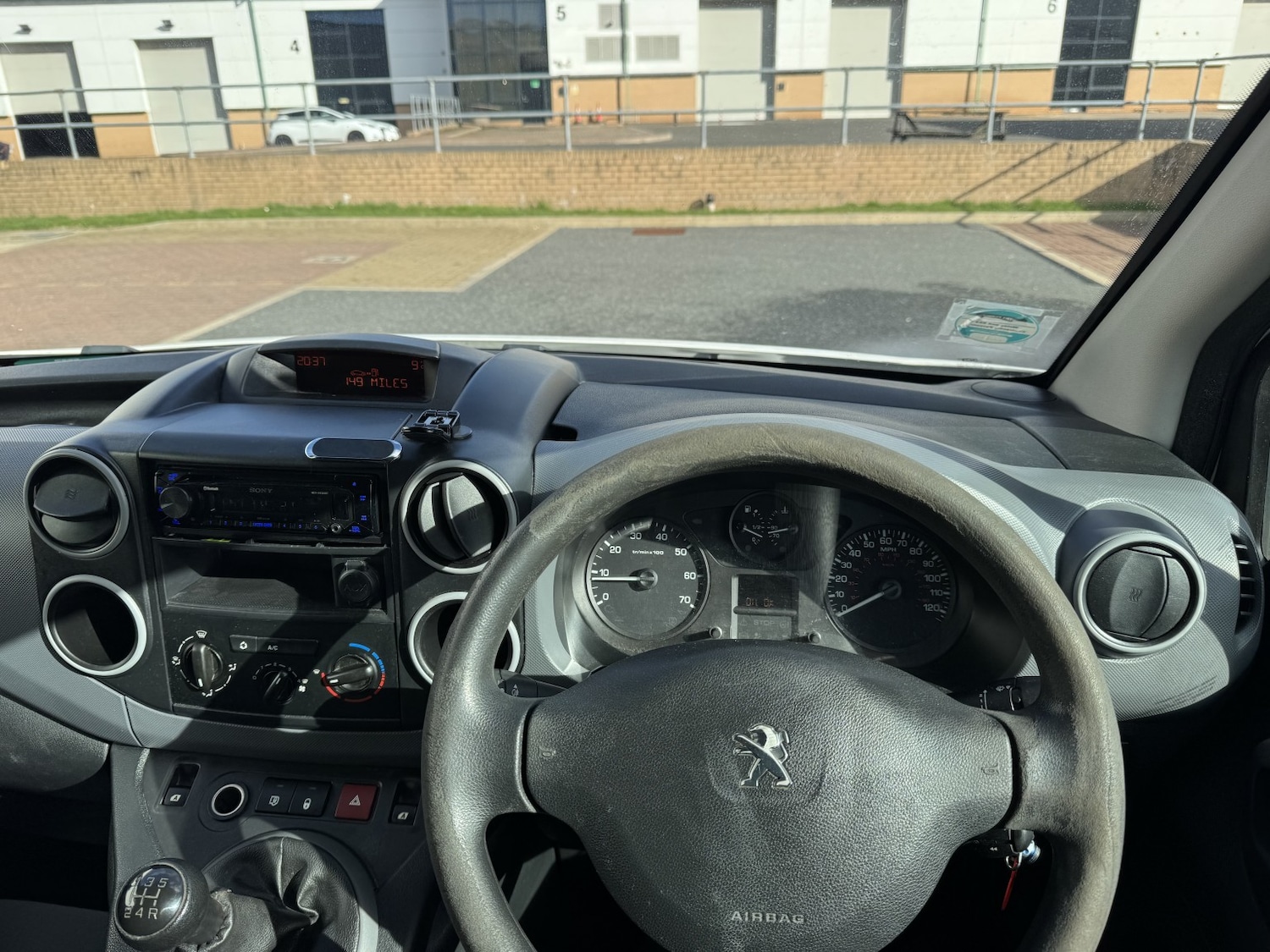 Used Peugeot Partner 2014 for sale - 77881109: Photo 29