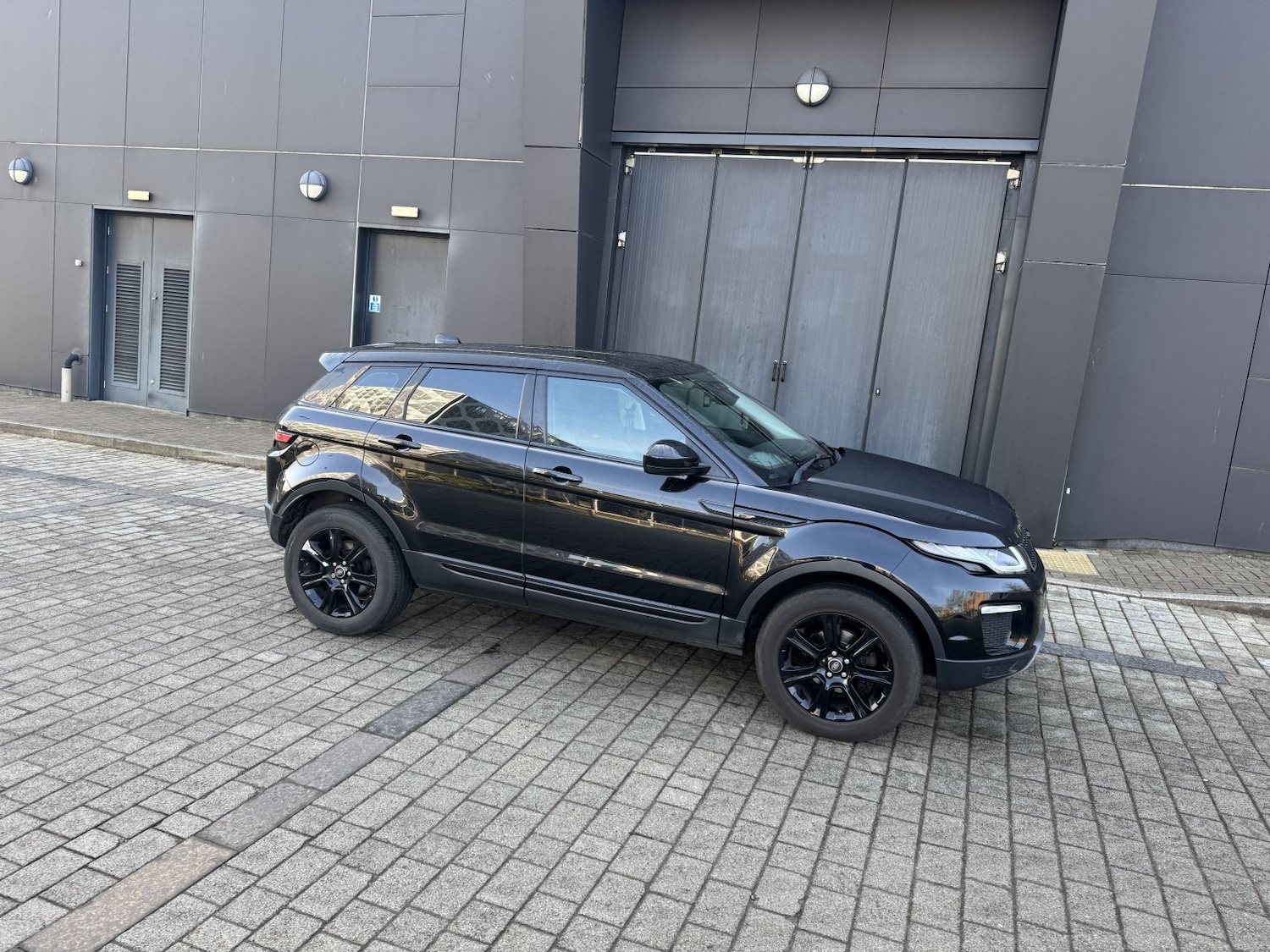 Used Land Rover Range Rover Evoque 2017 for sale - 77977098: Photo 3