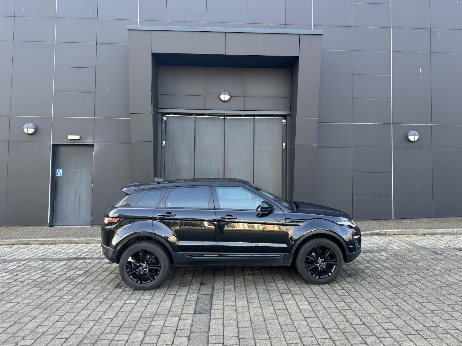 Used Land Rover Range Rover Evoque 2017 for sale - 77977098: Photo 9