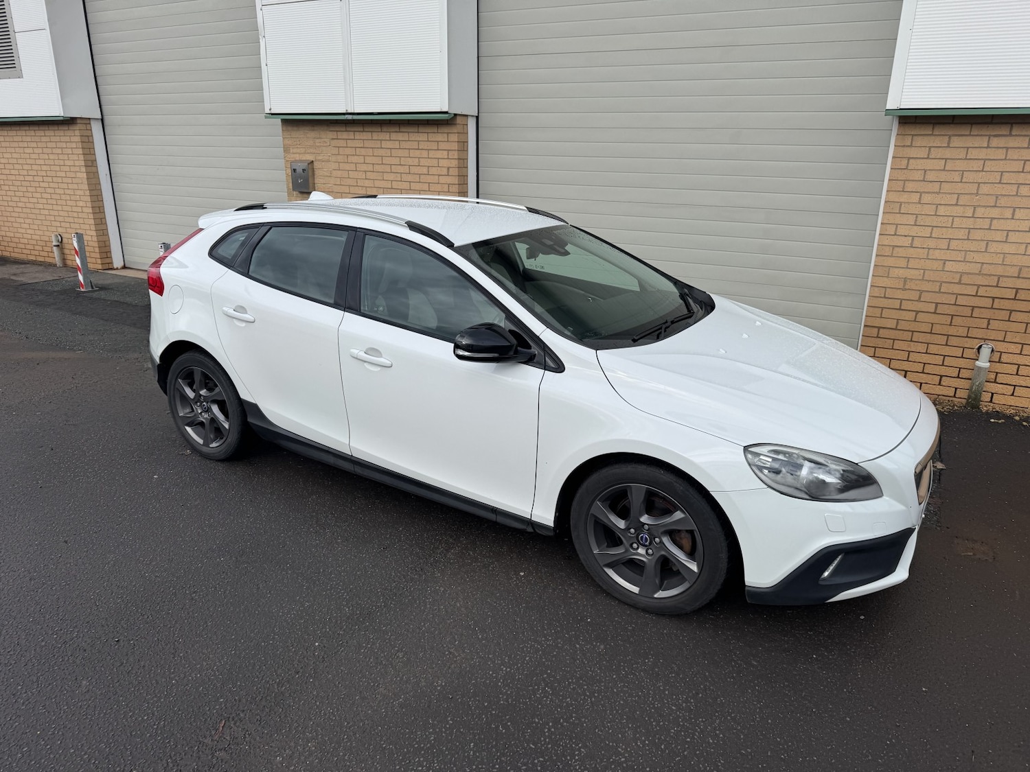 Used Volvo V40 2014 for sale - 77643745: Photo 6