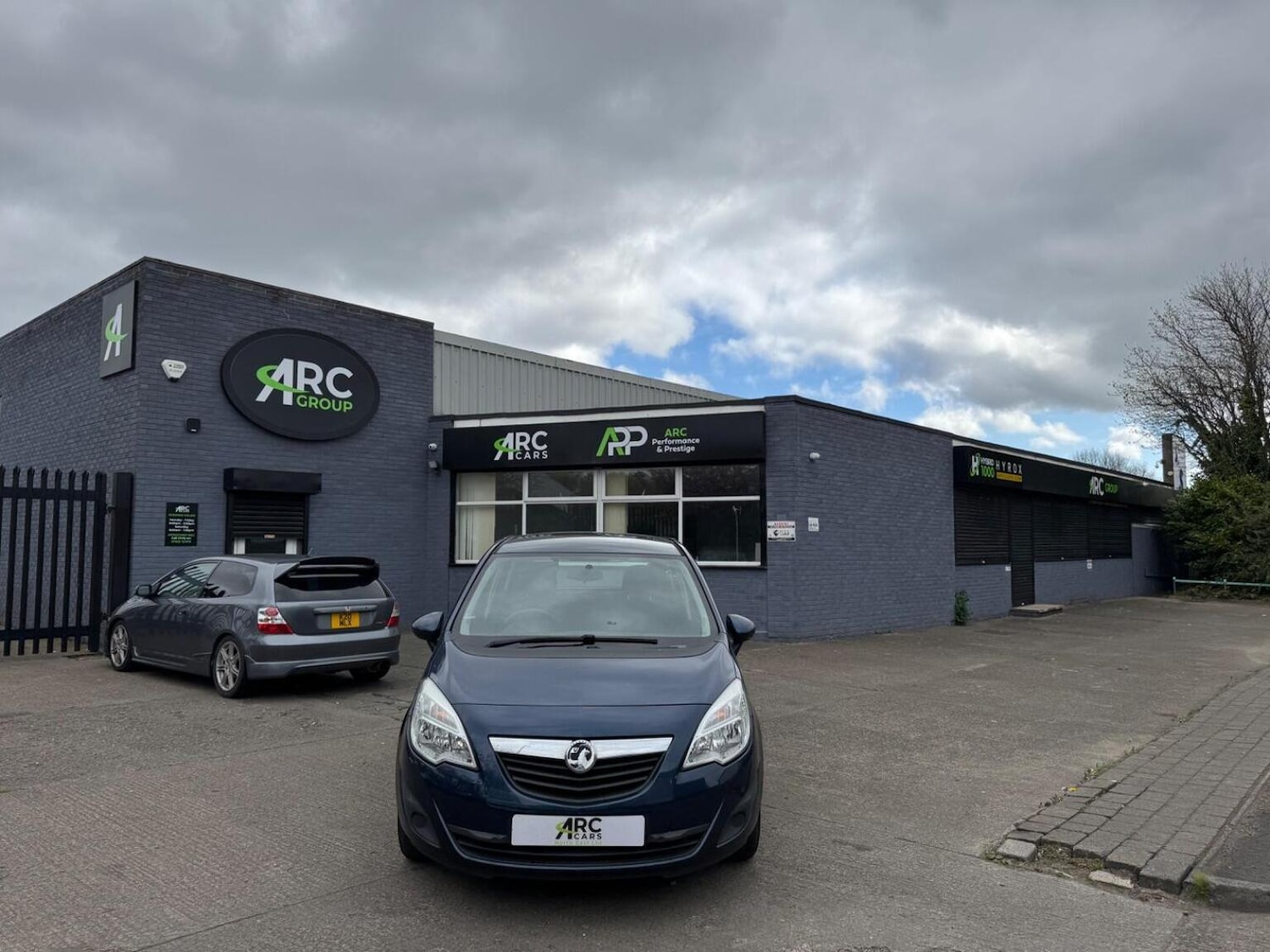 Used Vauxhall Meriva 2011 for sale - 77359798: Photo 2