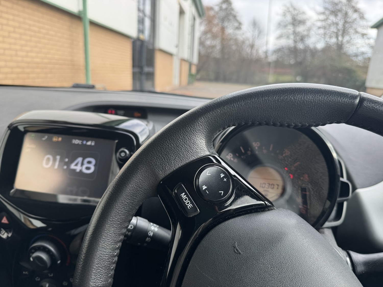 Used Peugeot 108 2014 for sale - 77643775: Photo 22