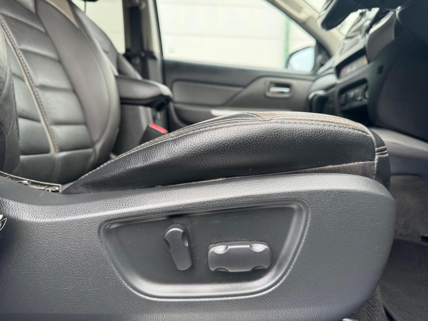 Used Mitsubishi L200 2017 for sale - 77359789: Photo 28