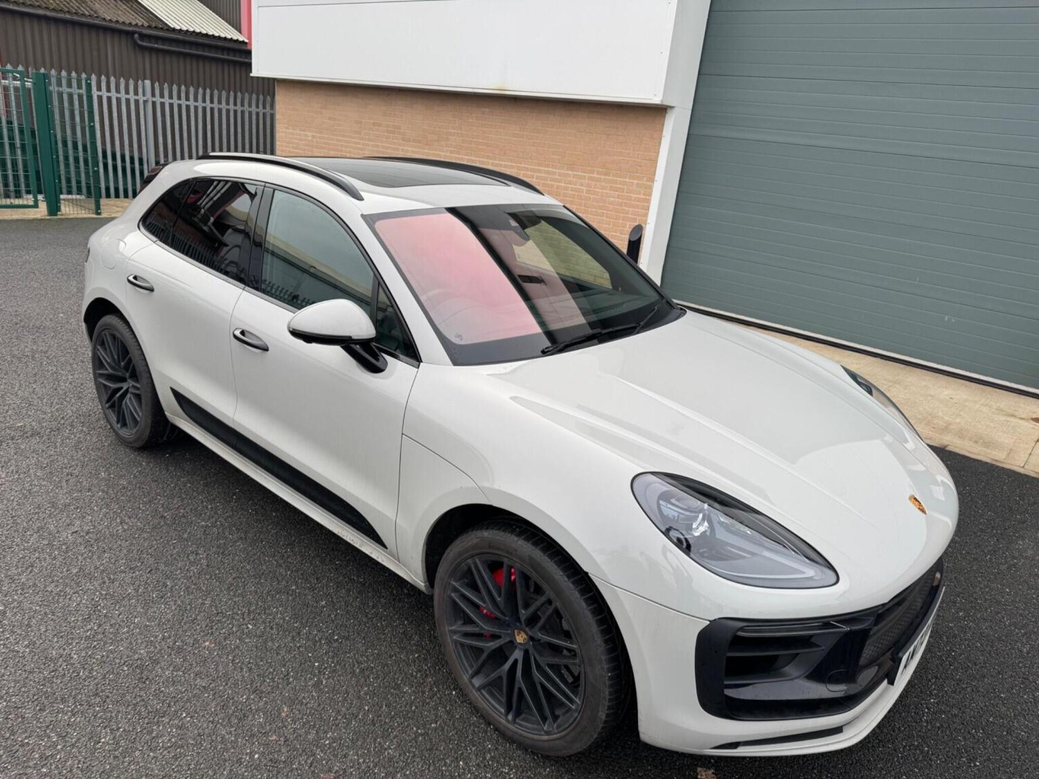 Used Porsche Macan 2023 for sale - 77359791: Photo 11