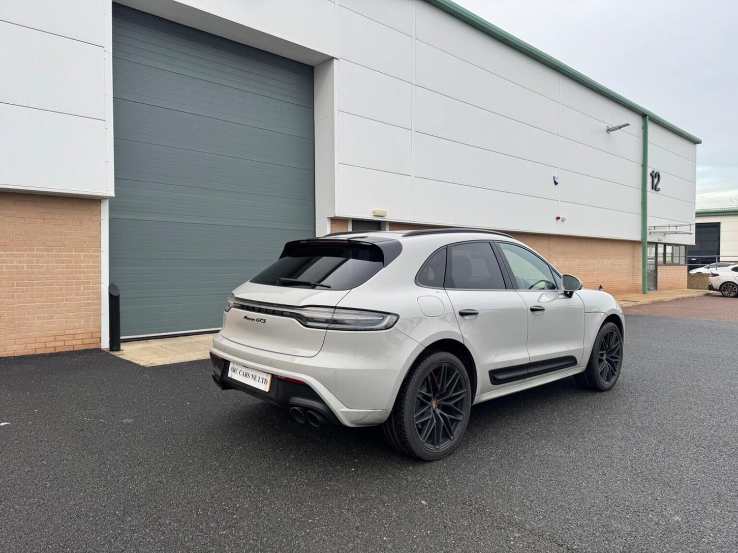 Used Porsche Macan 2023 for sale - 77359791: Photo 16