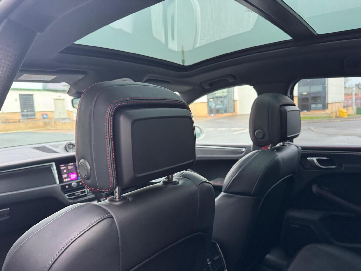 Used Porsche Macan 2023 for sale - 77359791: Photo 31