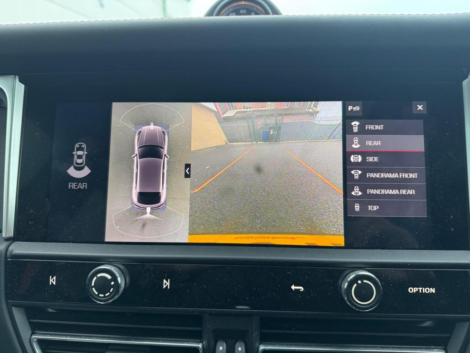 Used Porsche Macan 2023 for sale - 77359791: Photo 35