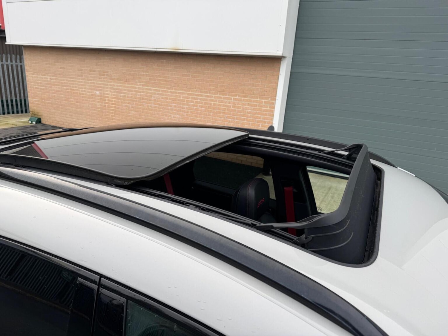 Used Porsche Macan 2023 for sale - 77359791: Photo 37