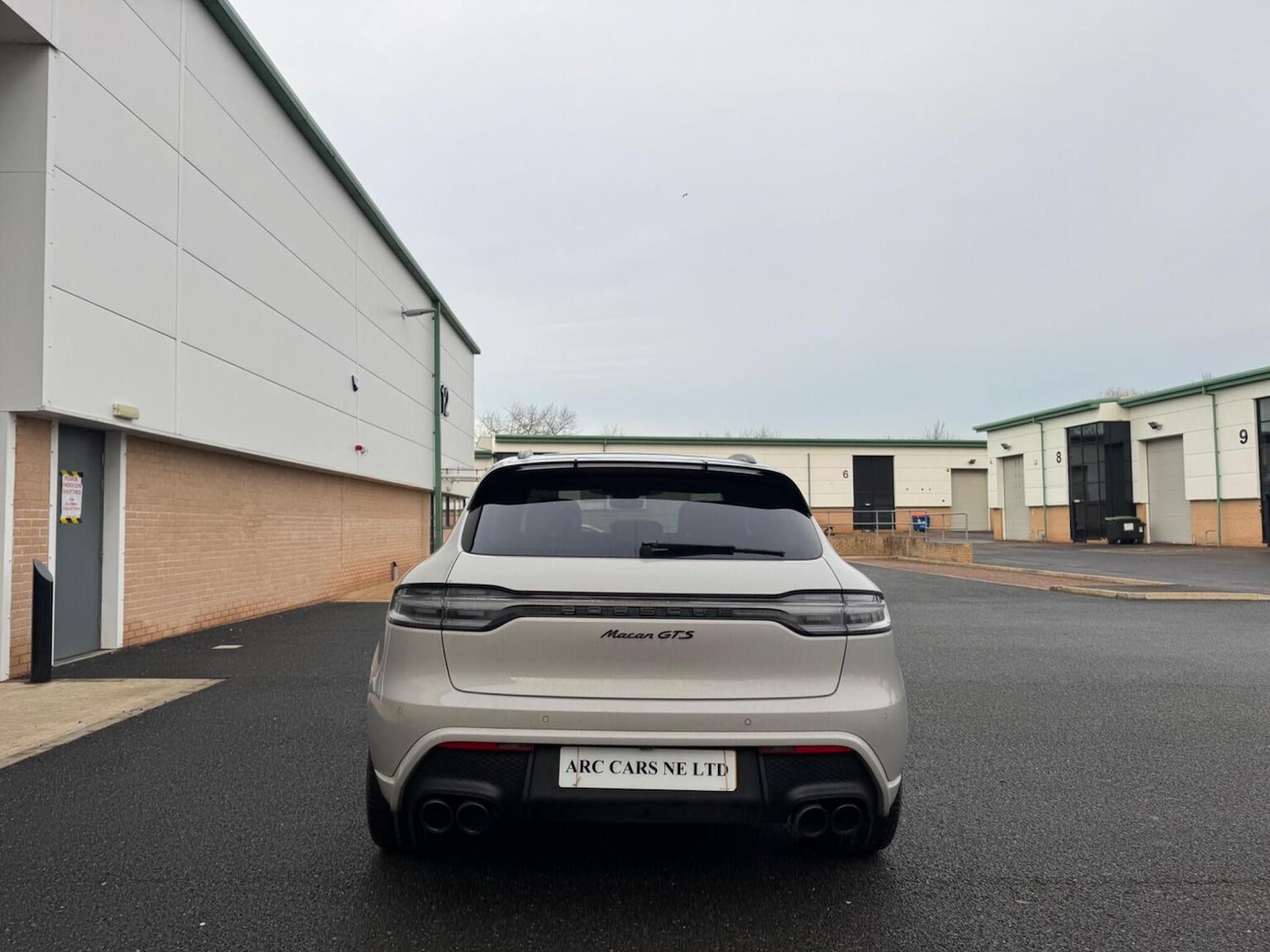 Used Porsche Macan 2023 for sale - 77359791: Photo 4