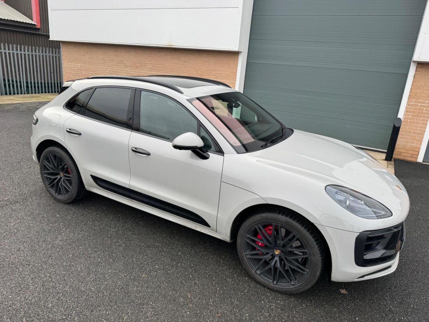 Used Porsche Macan 2023 for sale - 77359791: Photo 9