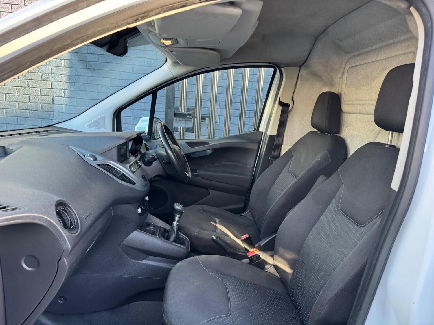 Used Ford Transit Courier 2021 for sale - 77359800: Photo 12