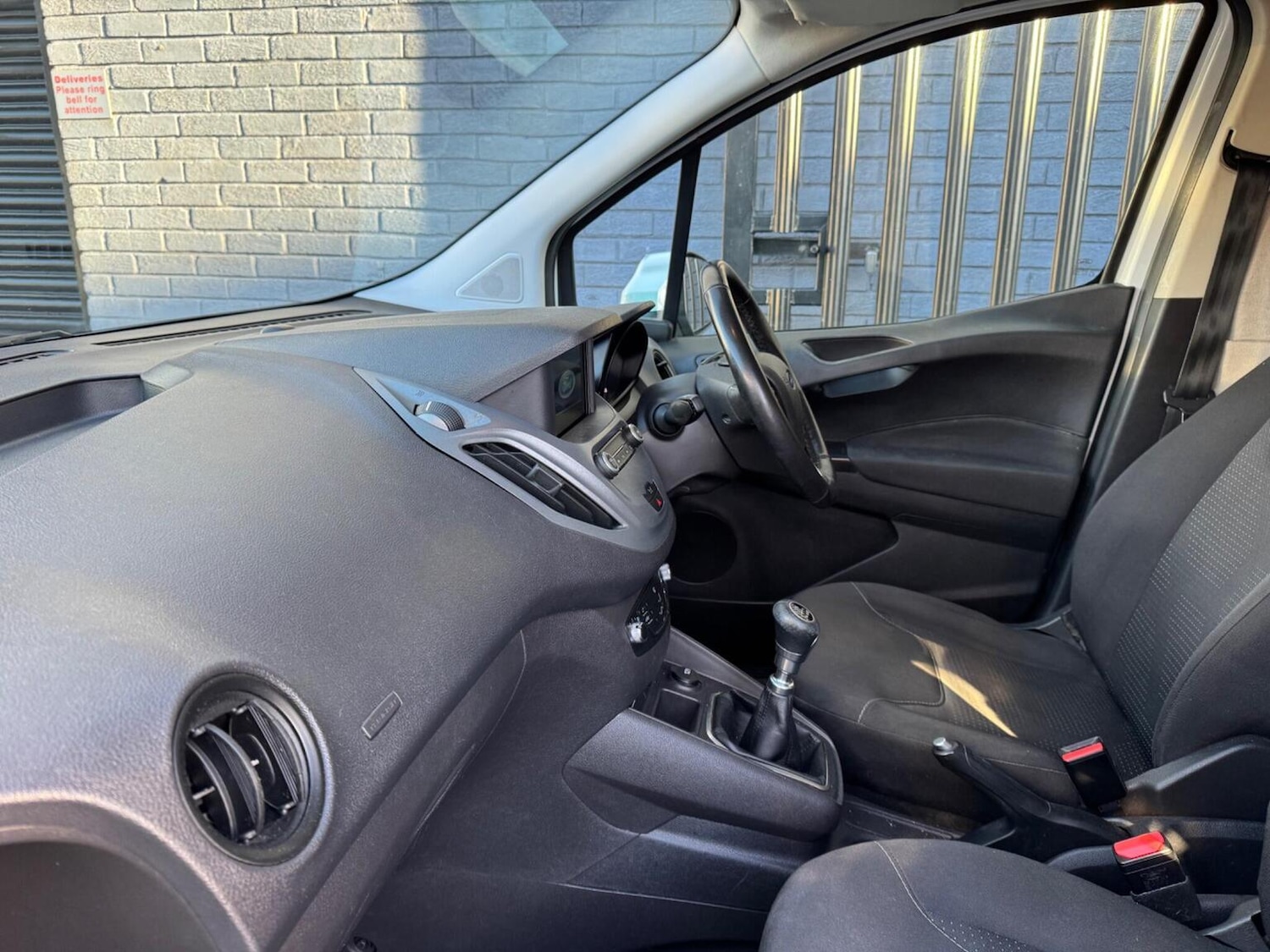 Used Ford Transit Courier 2021 for sale - 77359800: Photo 14