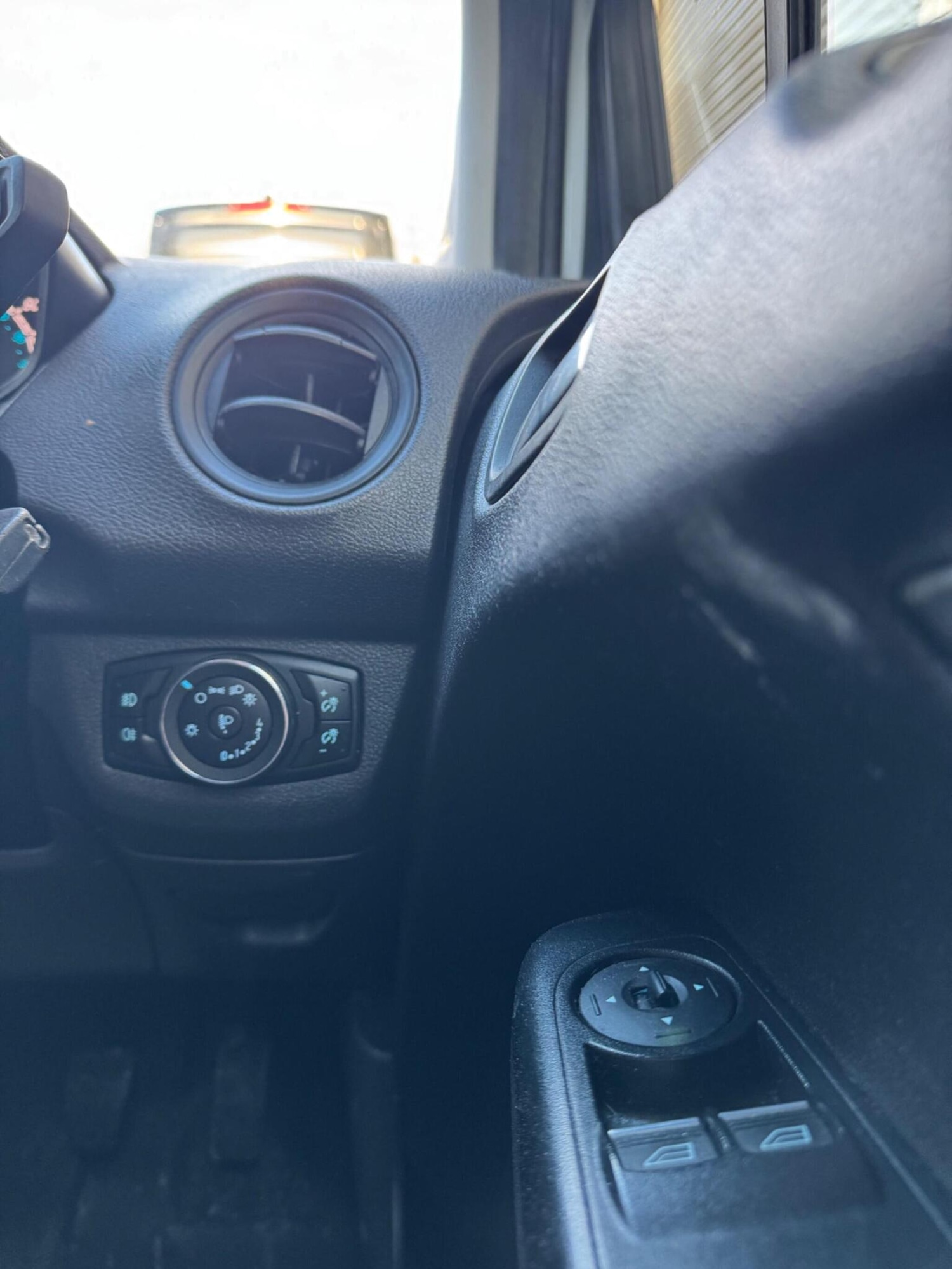 Used Ford Transit Courier 2021 for sale - 77359800: Photo 30