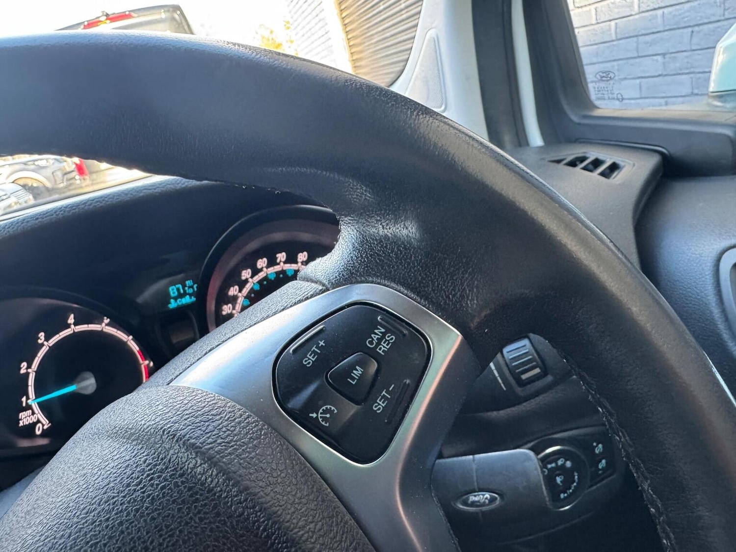 Used Ford Transit Courier 2021 for sale - 77359800: Photo 37