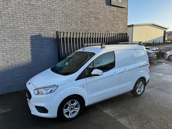 Used Ford Transit Courier 2021 for sale - 77359800: Photo