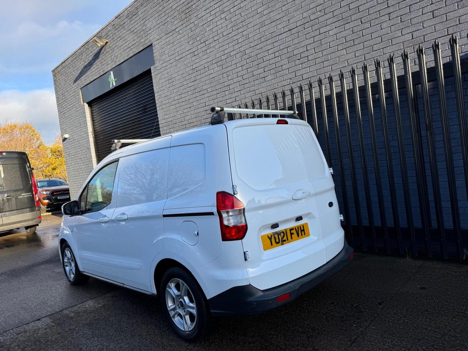 Used Ford Transit Courier 2021 for sale - 77359800: Photo 4