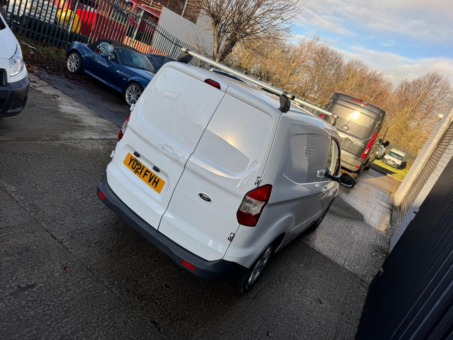 Used Ford Transit Courier 2021 for sale - 77359800: Photo 5