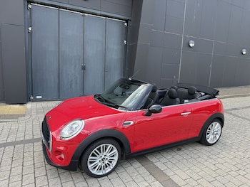 Used MINI Convertible 2017 for sale - 78758711: Photo