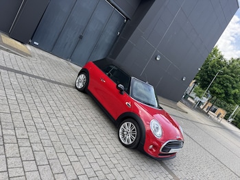 Used MINI Convertible 2017 for sale - 78758711: Photo
