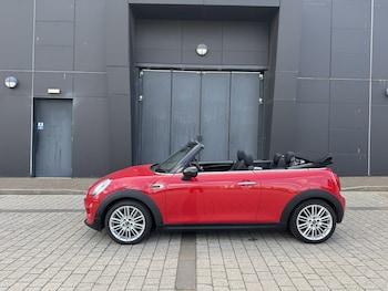 Used MINI Convertible 2017 for sale - 78758711: Photo