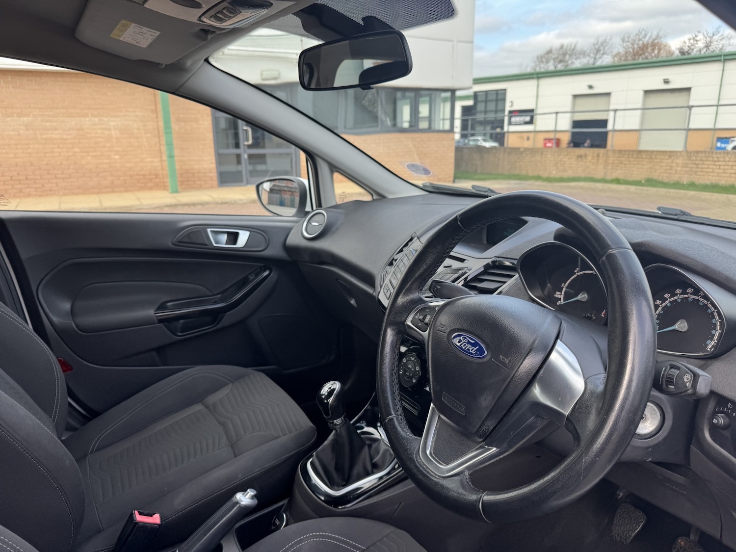 Used Ford Fiesta 2015 for sale - 77938200: Photo 10