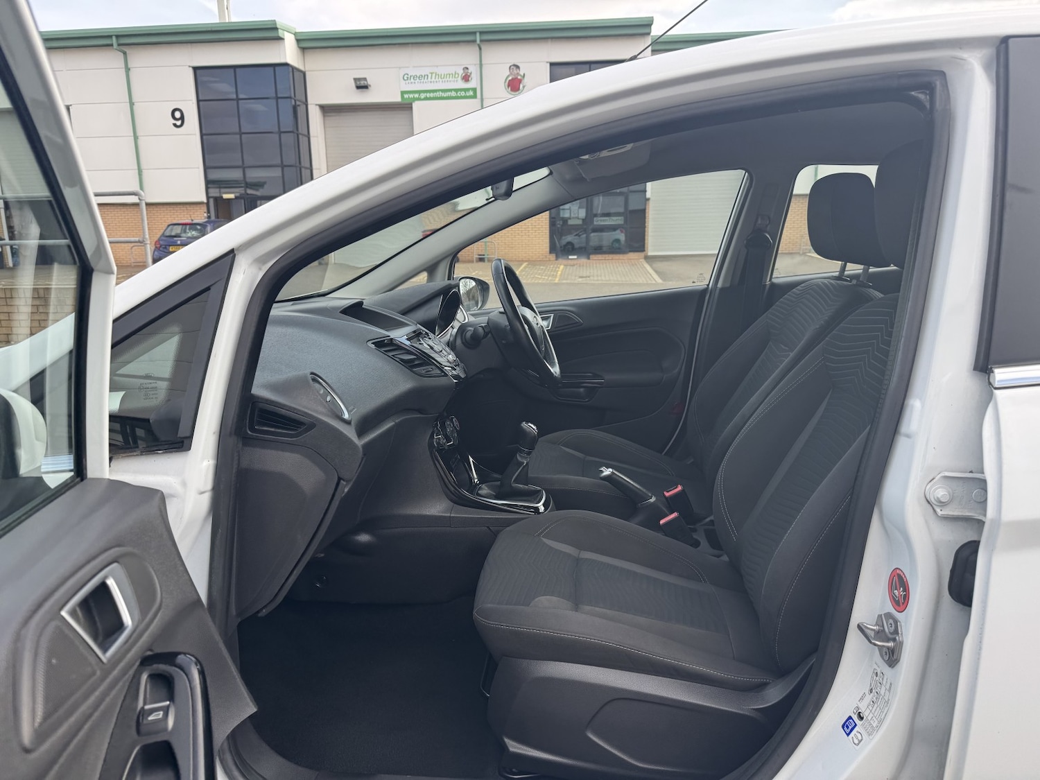 Used Ford Fiesta 2015 for sale - 77938200: Photo 30