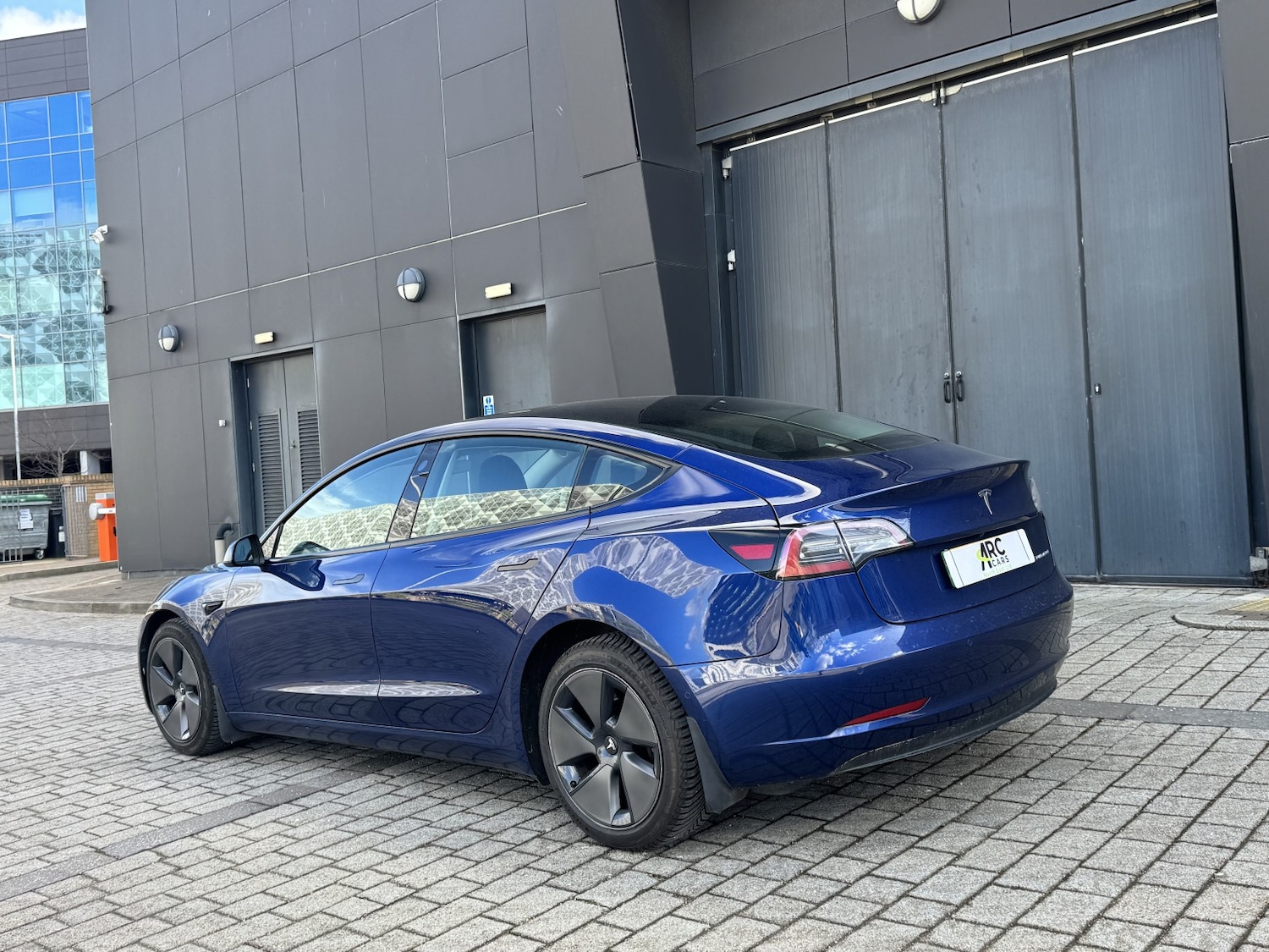 Used Tesla Model 3 2021 for sale - 77896119: Photo 5