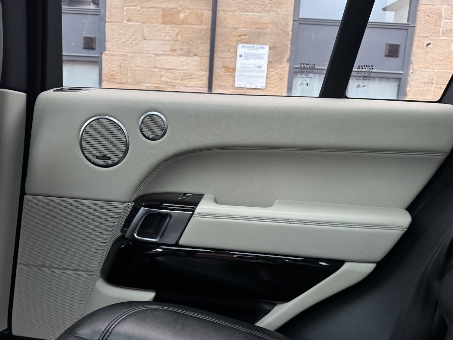 Used Land Rover Range Rover 2014 for sale - 77643740: Photo 23