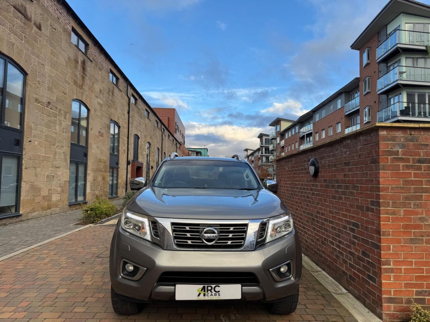 Used Nissan Navara 2018 for sale - 77528296: Photo 2