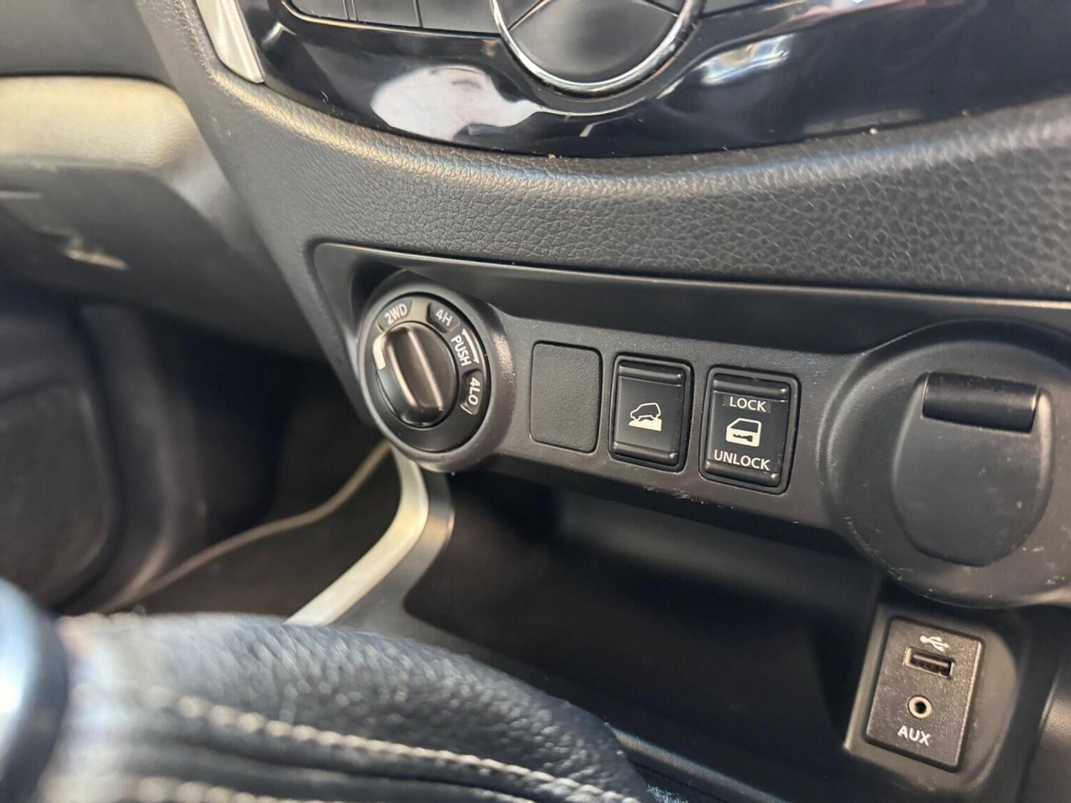 Used Nissan Navara 2018 for sale - 77528296: Photo 62