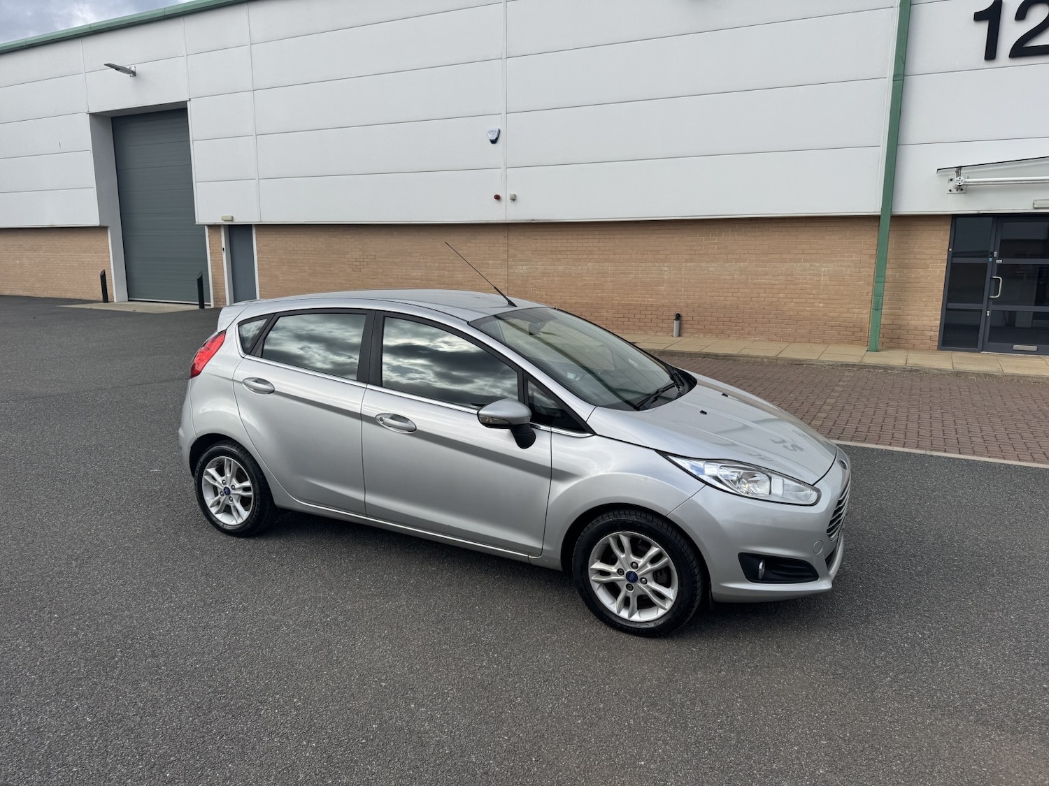 Used Ford Fiesta 2015 for sale - 78168913: Photo 4