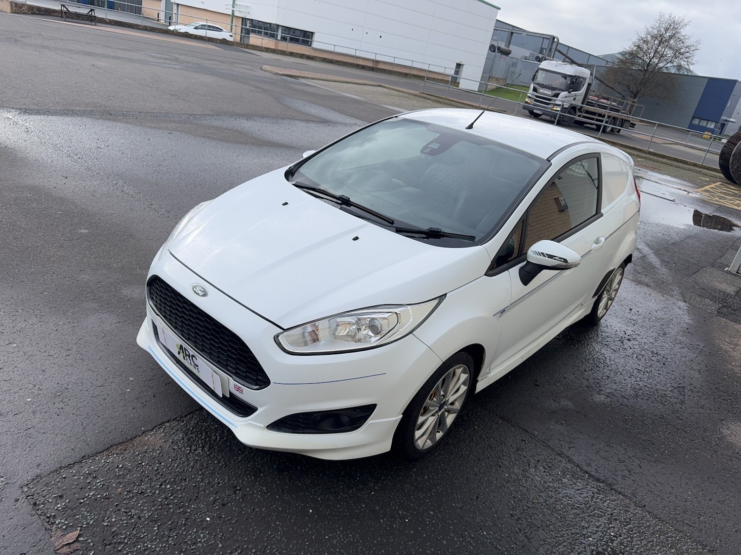 Used Ford Fiesta 2017 for sale - 77643707: Photo 12