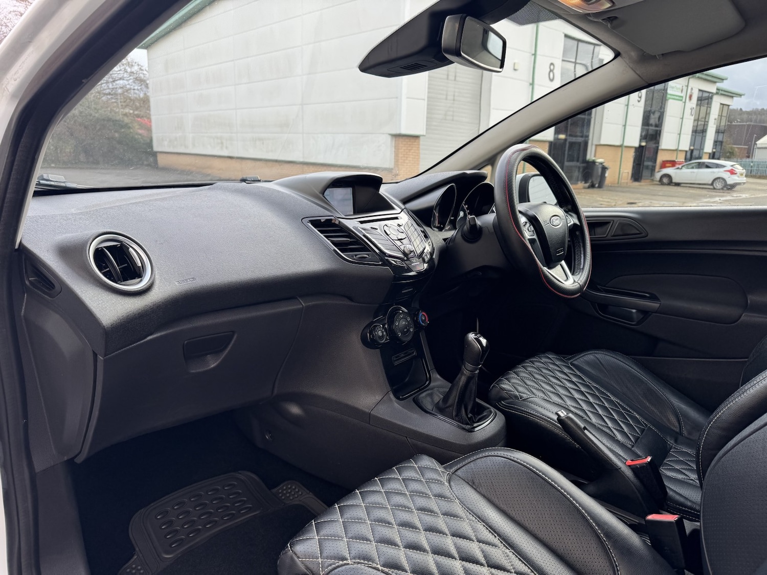 Used Ford Fiesta 2017 for sale - 77643707: Photo 31