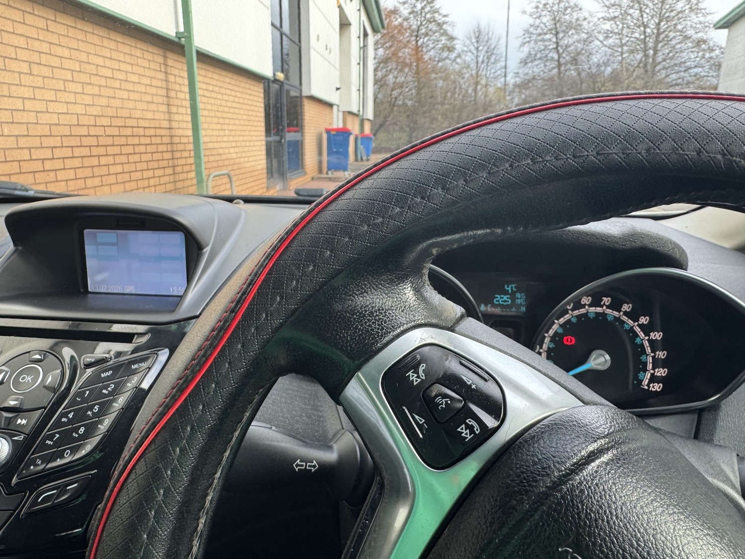 Used Ford Fiesta 2017 for sale - 77643707: Photo 41