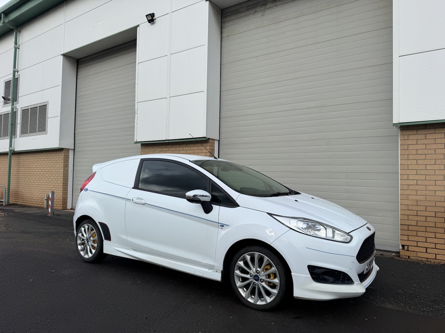 Used Ford Fiesta 2017 for sale - 77643707: Photo 6