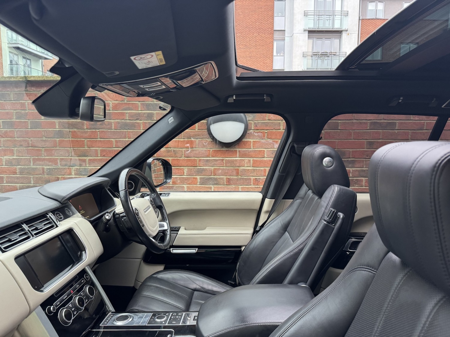 Used Land Rover Range Rover 2014 for sale - 77501514: Photo 9