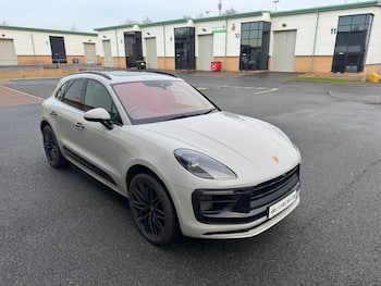 Used Porsche Macan 2023 for sale - 79687409: Photo
