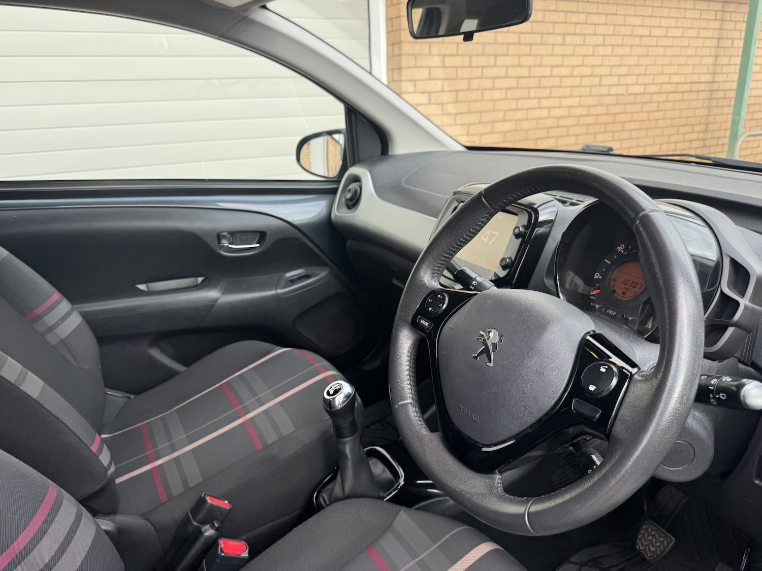 Used Peugeot 108 2014 for sale - 77622543: Photo 12