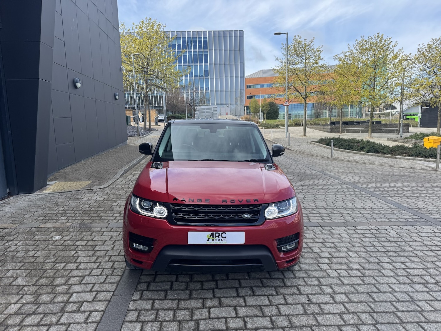 Used Land Rover Range Rover Sport 2015 for sale - 78209996: Photo 2