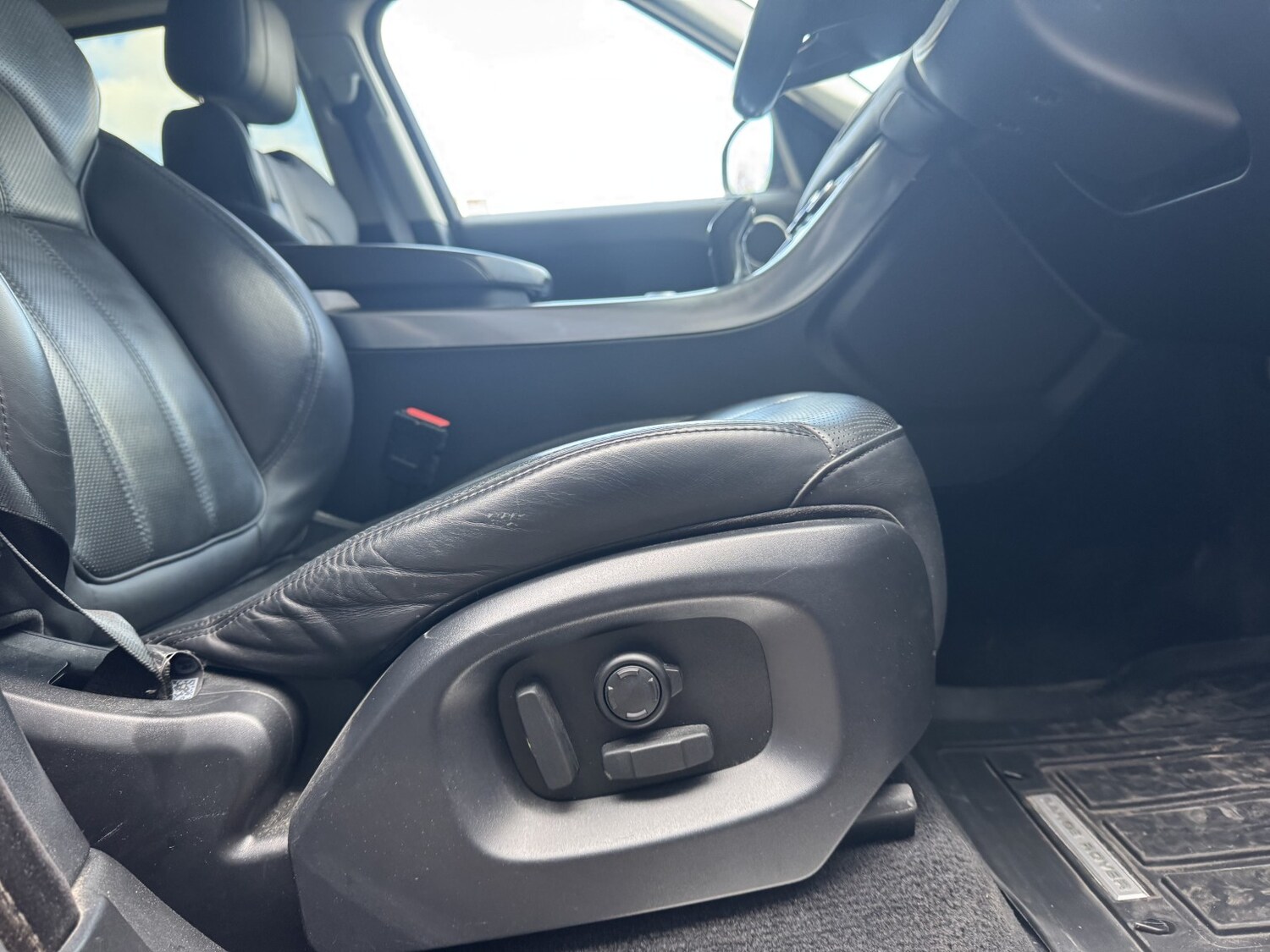 Used Land Rover Range Rover Sport 2015 for sale - 78209996: Photo 37