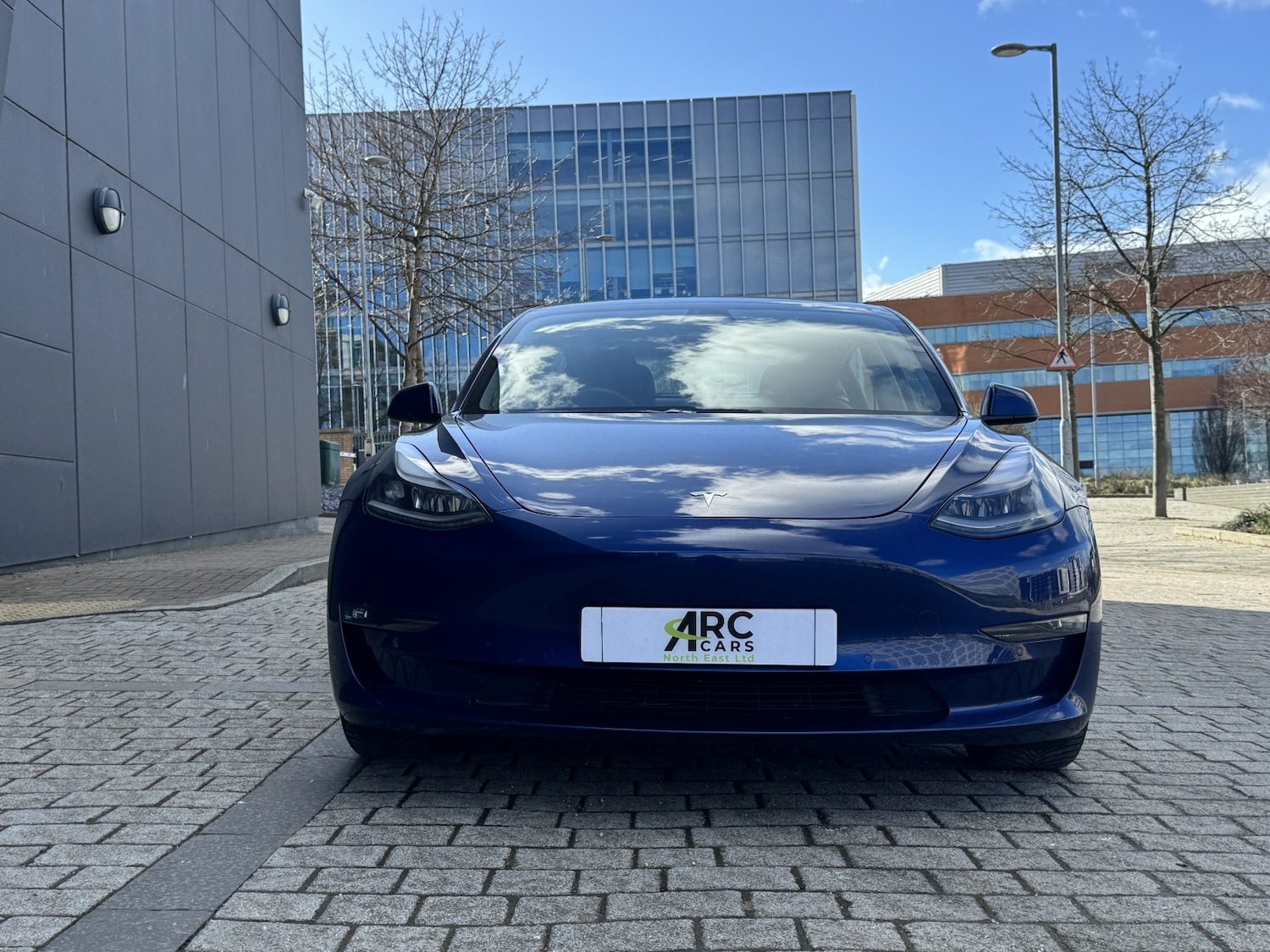 Used Tesla Model 3 2021 for sale - 78168885: Photo 2