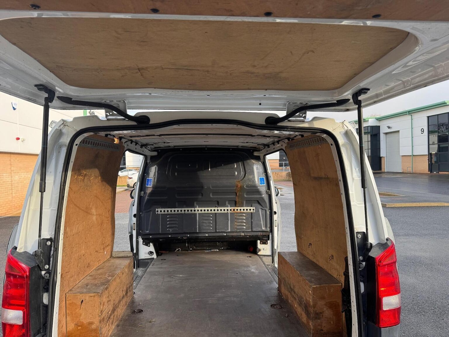 Used Mercedes-Benz Vito 2018 for sale - 78168776: Photo 11