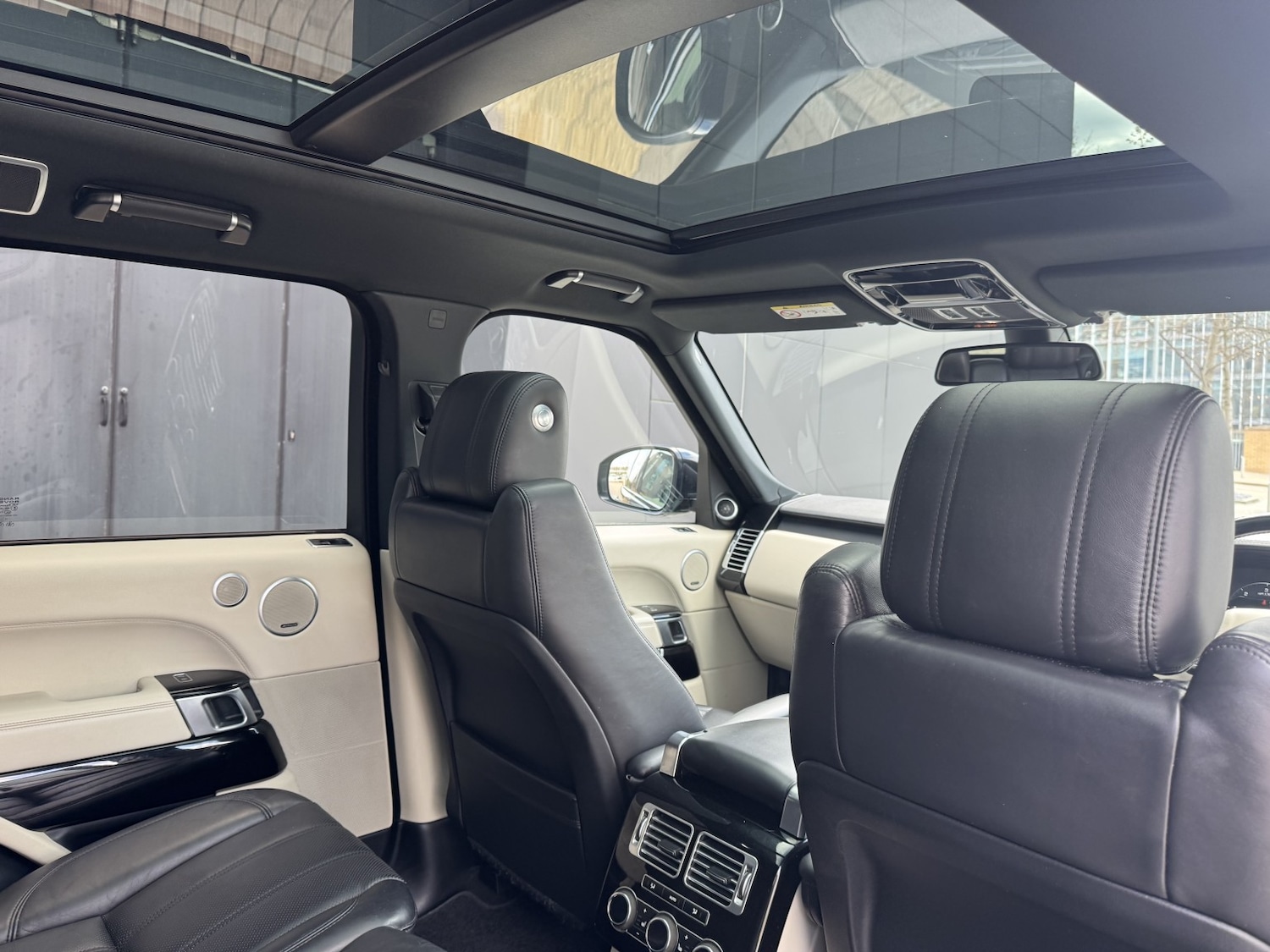 Used Land Rover Range Rover 2014 for sale - 78098207: Photo 40