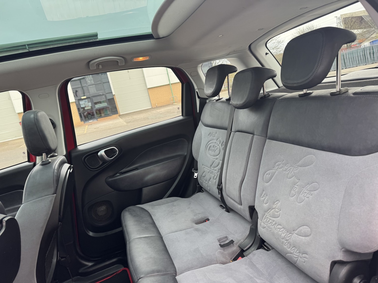 Used Fiat 500L 2013 for sale - 78038923: Photo 33