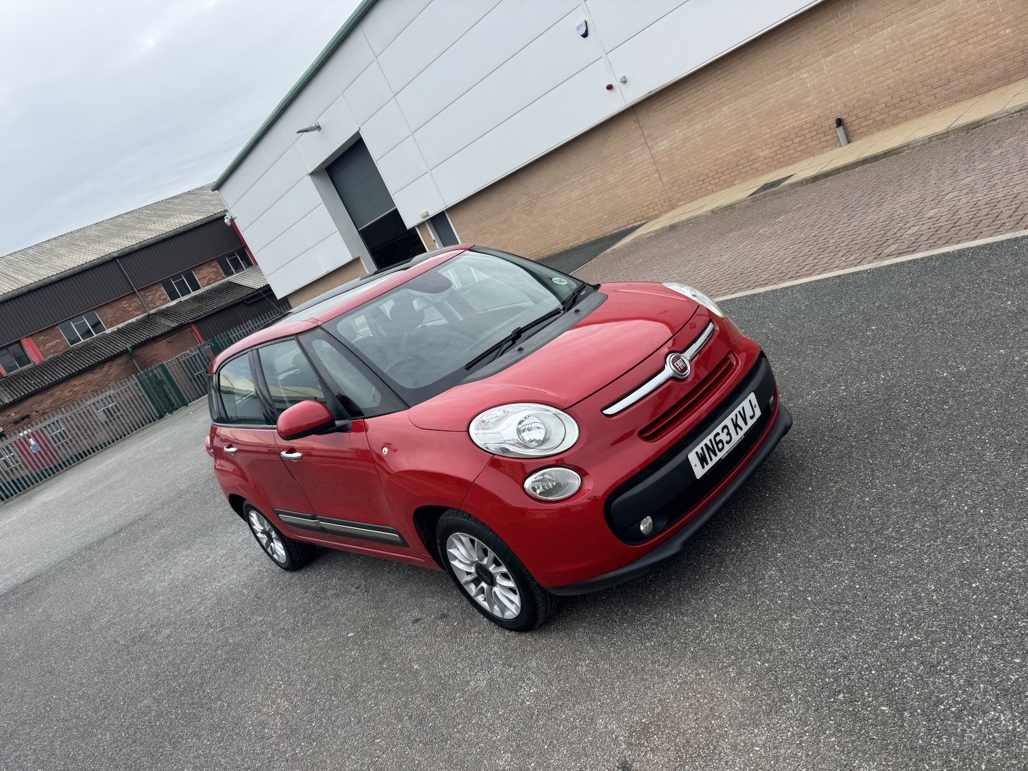 Used Fiat 500L 2013 for sale - 78038923: Photo 4